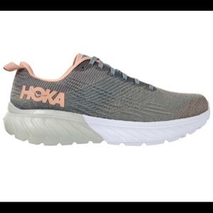 HOKA ONE ONE Mach 3